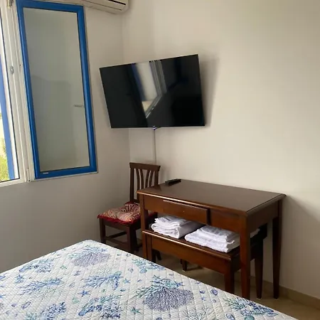 Apartament Caputo Con Posto Auto E Giardino Immenso