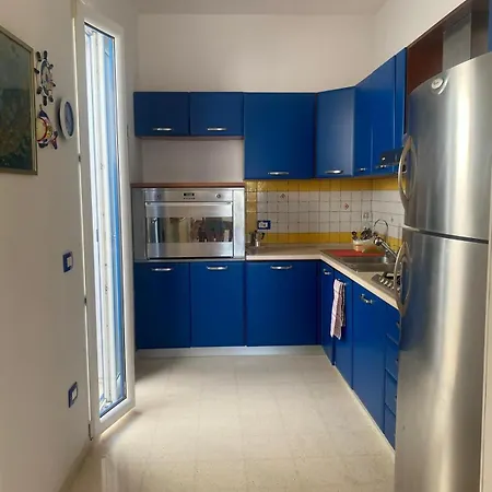 Caputo Con Posto Auto E Giardino Immenso Apartament Capilungo