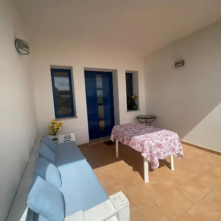 Apartament Caputo Con Posto Auto E Giardino Immenso