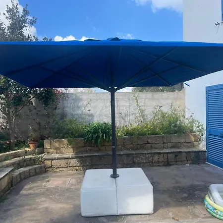 Caputo Con Posto Auto E Giardino Immenso * Capilungo