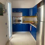 Caputo Con Posto Auto E Giardino Immenso Daire Capilungo
