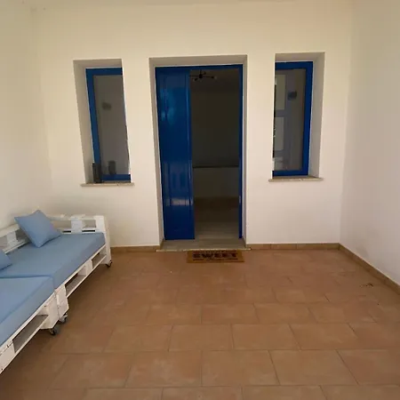 Caputo Con Posto Auto E Giardino Immenso Apartment Capilungo