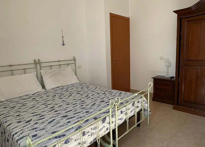 Apartment Caputo Con Posto Auto E Giardino Immenso Capilungo