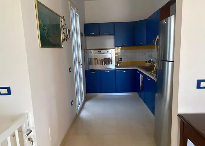 Caputo Con Posto Auto E Giardino Immenso Apartment