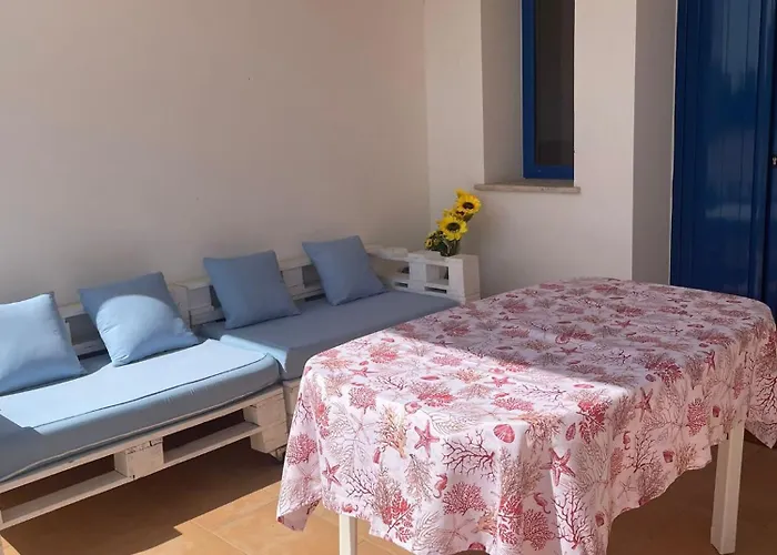 Caputo Con Posto Auto E Giardino Immenso